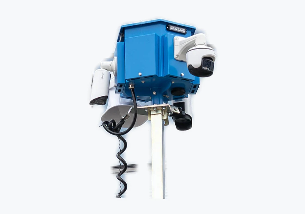 Skid-M camera assembly